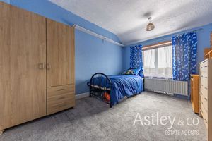 bedroom2- click for photo gallery